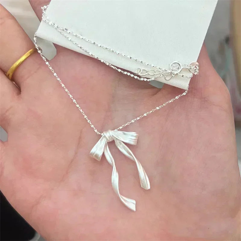 Bowknot Pendant Necklace Exquisite Clavicle Chain Fashion Elegant Necklace for Women Temperament Collar Chains Charm Jewelry
