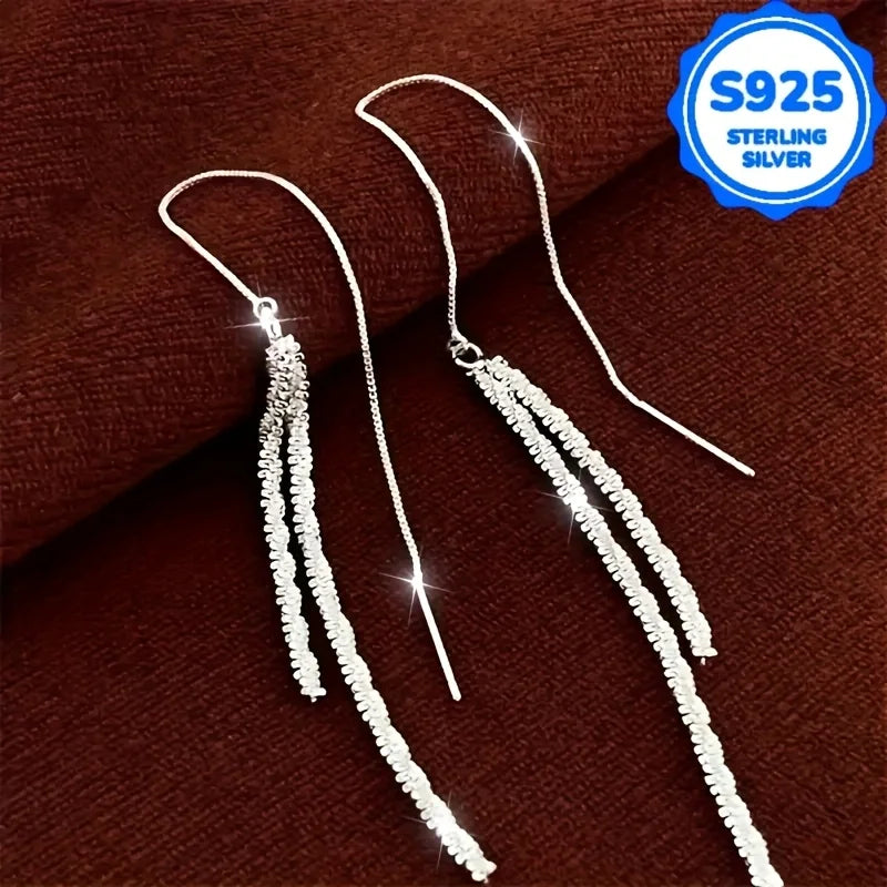 A pair of 2 pieces, women's fashionable hanging earrings