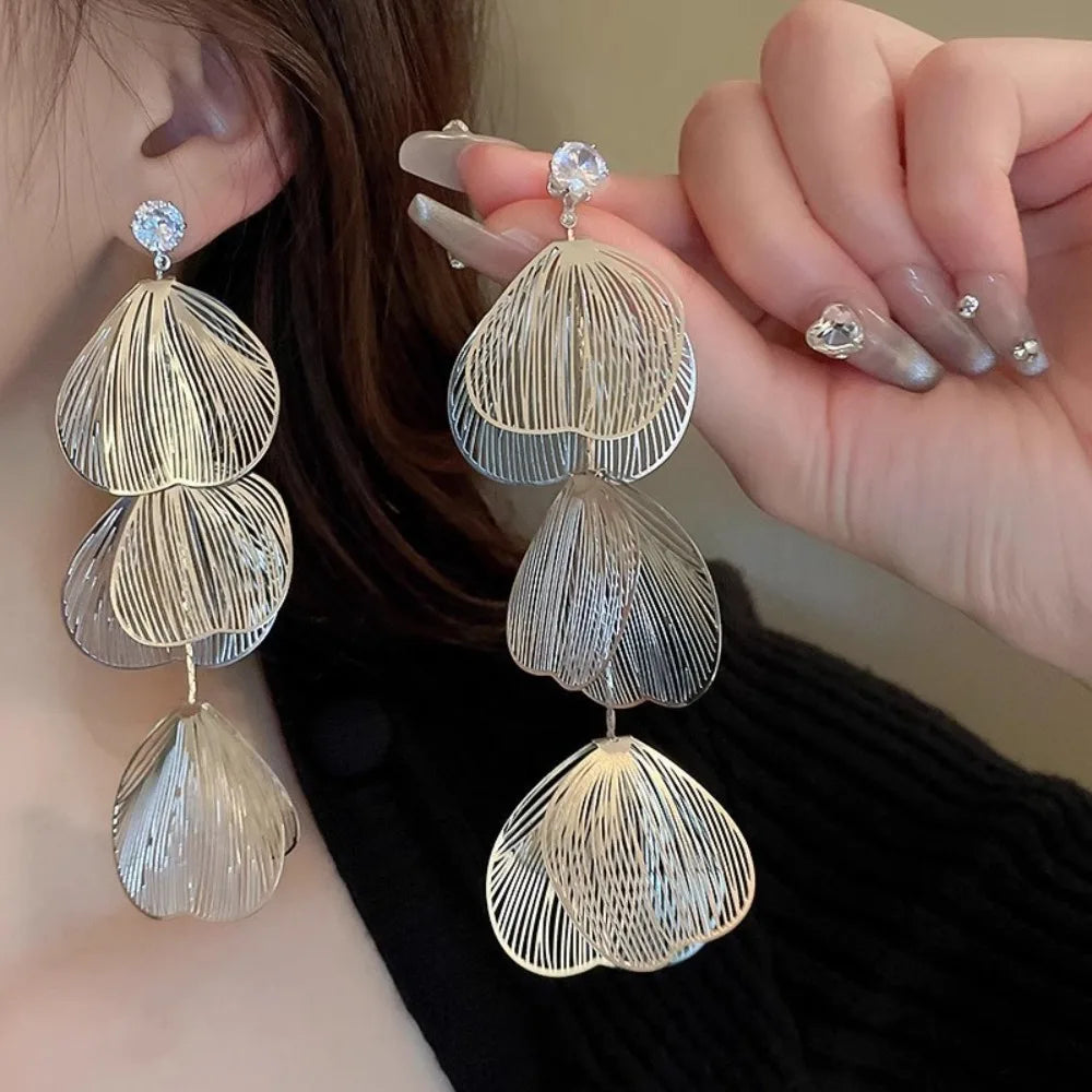 Ear Studs Flower Long Hanging Earrings Retro Metal Petal Earrings Studs Elegant Trendy Ginkgo Leaf Hollow Earrings Girls
